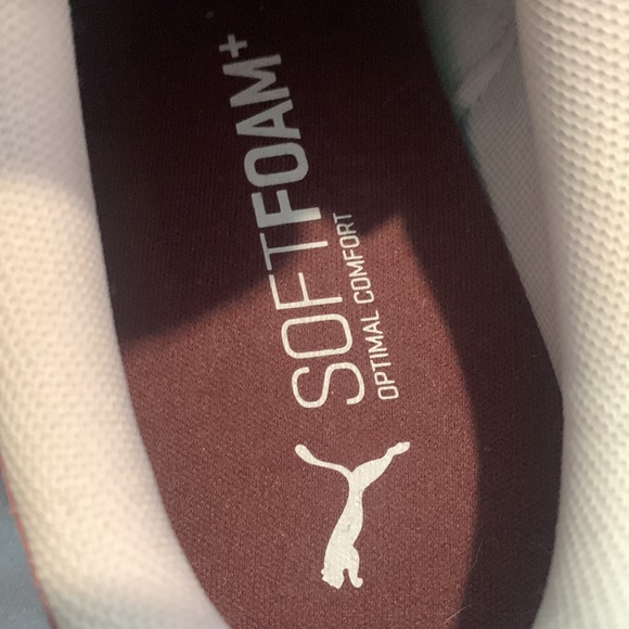 Cream pumas with pink stripe - US women’s 7 - worn once, in great condition - Picture 8 of 8